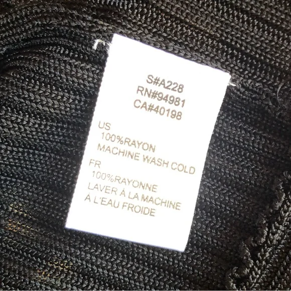 Forever 21 Black Knit Vest Women Sz M Drape Sleeveless Semi-Sheer Adult - Picture 5 of 5